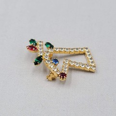 Vintage Prong Rhinestone Reindeer Brooch Gold tone Christmas 1.5″
