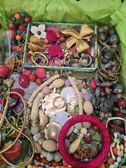 Beautiful Lot Of Estate Jewelry, Turquise, Teal & Green Many Signed