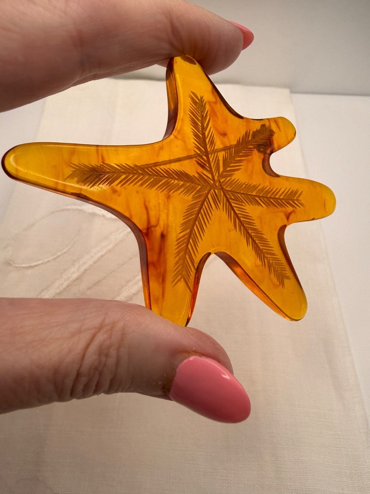 Vintage Unusual Bakelite Maple Leaf Brooch Root Beer Abstract Etched TESTED Fall