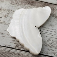 Vintage Pendant Large Cream Butterfly – No Chain Included