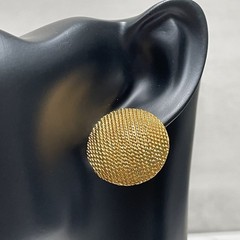 Vtg Trifari Signed Gold Plated Button Stud Earrings Round Basketweave Dome 80s