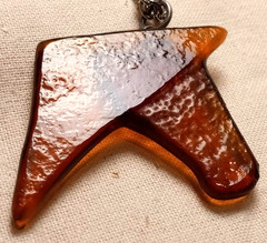 Vintage Modernist Amber Horse Pendant Necklace 23½” Abstract Lucite Acrylic