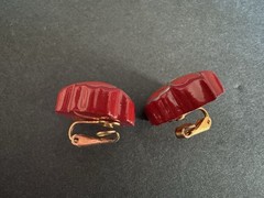 Vintage Red Hand Painted Flower Clip On Earrings Carved Lucite Floral Camellia