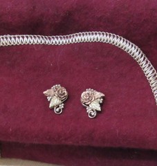 VTG Dainty Black Hills Gold and Sterling Silver Pierced Earrings 1.67g Rose Leaf