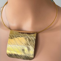 D’Anna Brutalist Statement Pendant Joan Rivers Torque Choker Necklace Gold Tone