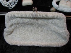 LOT P21 – 8 pc VINTAGE PEARL & SEED BEAD NECKLACE EARRINGS BRACELET RING CLUTCH