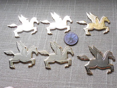 Vintage NOS lot of 6 Pegasus quality gold tone 1 3/4″ pendants for necklaces MSC