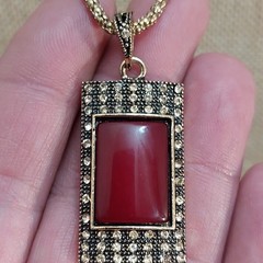 Vintage Plastic Red Stone Necklace 16.5″ With 2.5″ Extender Gold Tone