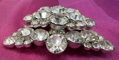 Dazzling Huge Juliana, D & E Sparkly Clear Rhinestones Brooch