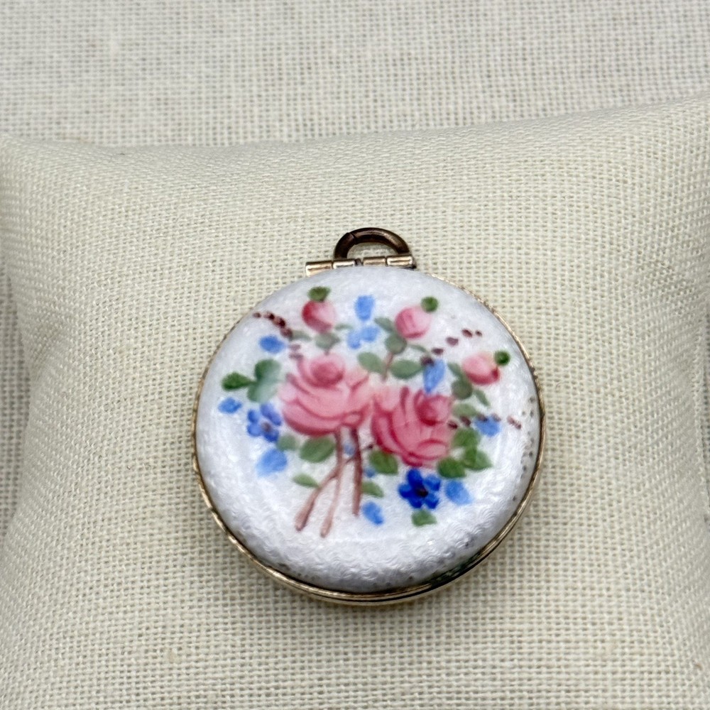 Vintage Guilloche Enamel Locket 2 Portrait Round Top Hinge Romantic Cottagecore