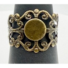 Antique Gold Tone Filigree Adjustable Ring Round Center 5.75–6.5