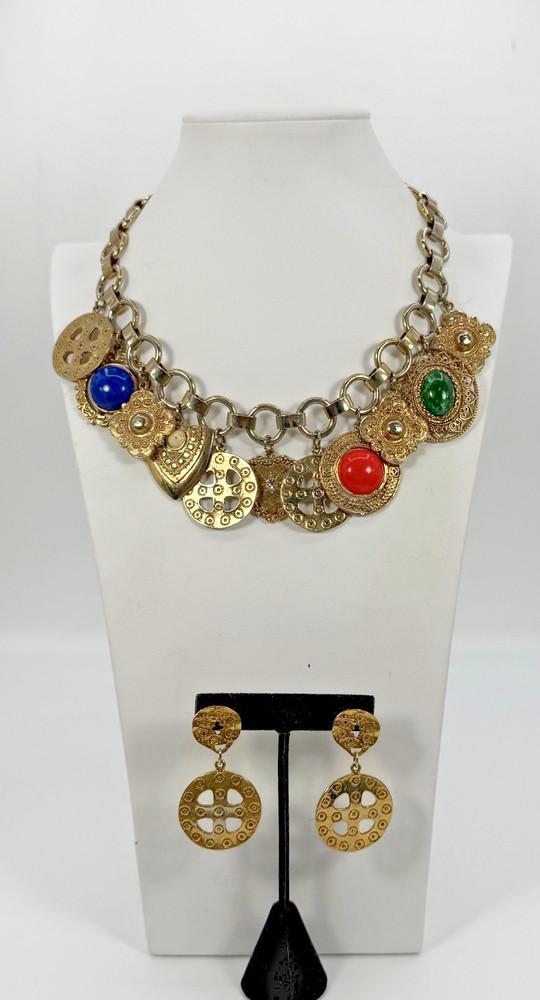 VTG JULIANA D&E Dangling Charm Necklace Pierced Earring Set Ref # 23 Book Pieces