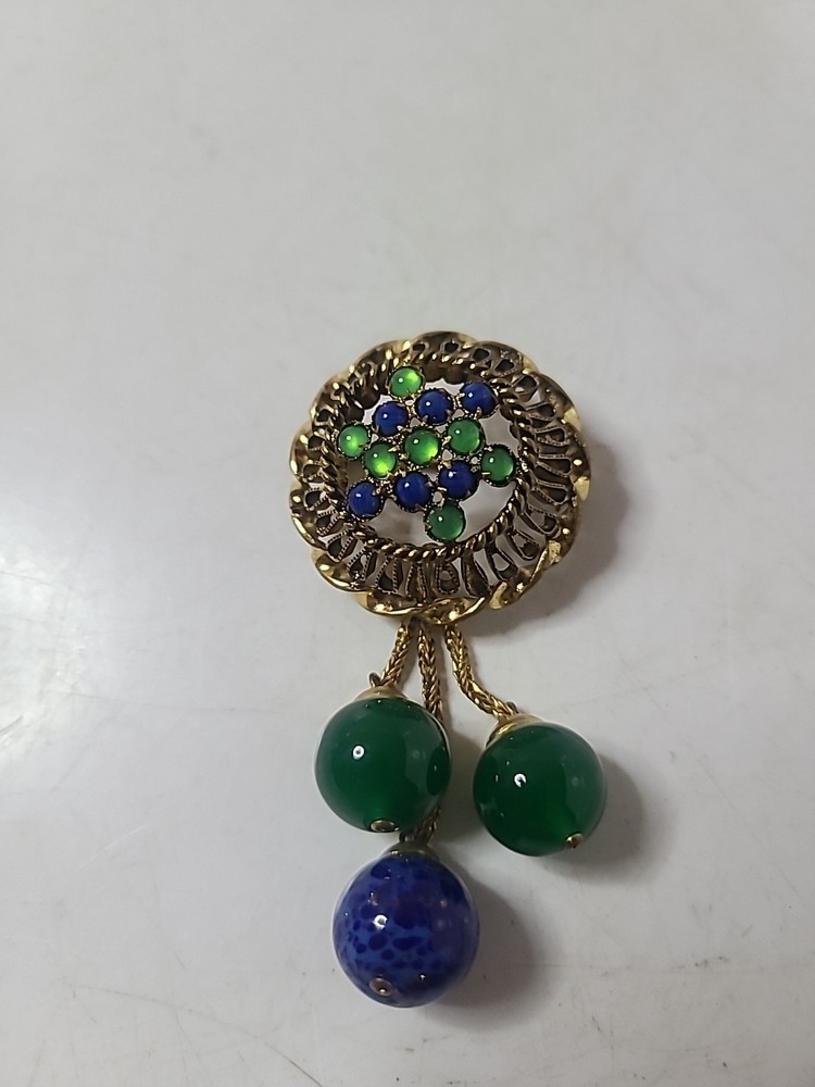 Vintage Tiny Blue Green Cabochon Gold Ton Brooch 2.5 Inch
