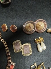 Vintage 2 Modern Costume Jewelry Necklaces Bracelets Earrings And More Amber Lot