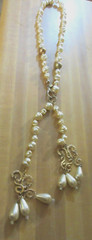 VTG 29″ SIGNED EXP MADE IN KOREA gold tone off white faux pearl knotted Necklace