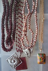 Lot of 4 necklaces garnet pearl cloisonne silver gold tone