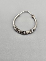Vintage Wire Twisted Design Silver-Tone Hinged Hoop Earrings