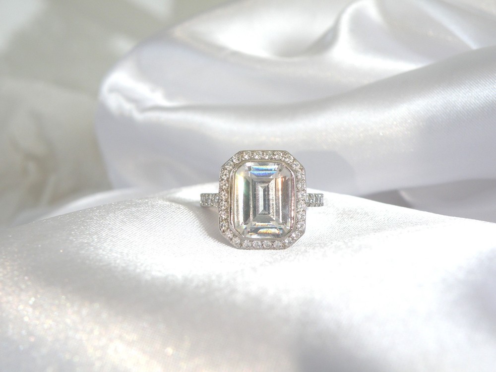 Antique Style Sterling Silver 925 Cubic Zirconia Ring Size 8.5