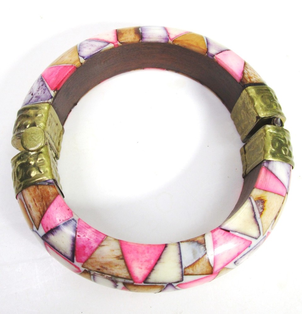 Vintage Horn Inlaid Bone Chunky Bangle Bracelet Hinged Brass pin Pastel Wood 60s