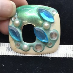 Vintage La Rage Modernist Mixed Materials Textured Metal Design Pierced Earring