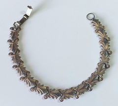 Vintage (Antique?) Silver or Silver-tone Scroll Link Bracelet 7″