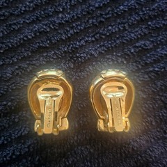 Vintage Christian Dior Sapphire Crystal clip on earrings