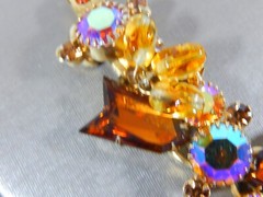 JULIANA D&E 5 LINK BRACELET RARE ARROW SHAPE RHINESTONE POURED GLASS DANGLES