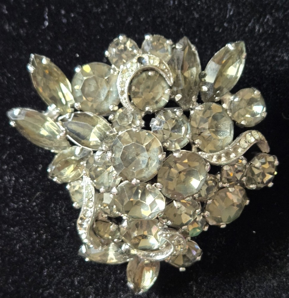 WEISS Gray Smoky Rhinestone Brooch Pin Silver Tone Vintage Missing Stones