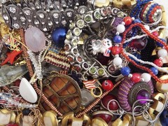 ~ 3 lb ~ Junk Jewelry Lot L501