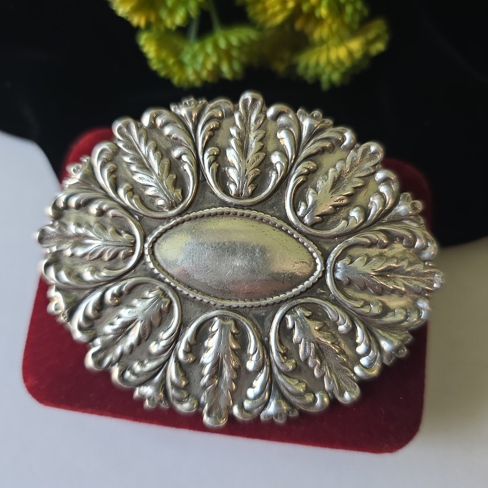 Vintage 50s Silver Plated Repousse Metal Oval Victorian Style Pin Brooch