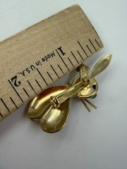 Vintage Brooch Bunny Rabbit Green Stone Eyes Goldtone Figural Estate