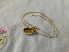 Vintage 12K Gold filled Pendant Necklace in original box