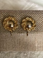 Vintage Gold Tone Clip On Earrings Jewelry JMS-30