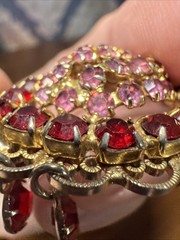 Vintage Gold Tone Red And Pink Dangling Lace Border Brooch