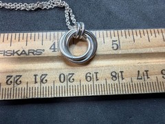 7.99g Vintage Sterling Silver 925 Circular Link Pendant Chain Necklace 28 in M