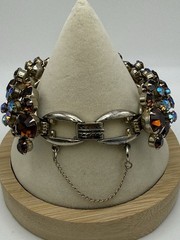 DeLizza & Elster (D &E) Juliana Cognac & Iridescent AB Rhinestone Bracelet 6.75”