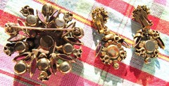 Stunning Vintage Juliana D&E DeLizza Elster Vintage Brooch & Earrings Set