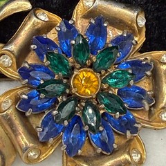 Vintage Pot Metal Brooch Rhinestone Blue Green Flower Gold Tone Enamel READ