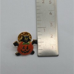 Vintage KC Halloween Black Cat in Jack O Lantern Costume Enamel Pin Brooch 90s