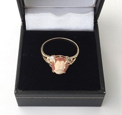 VINTAGE Hand Crafted Cameo W/ Diamonds in 14K Solid Yellow Gold Ring , NEW