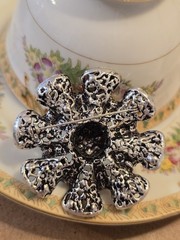 VINTAGE DARKENED SILVER RUFFLED RHINESTONE FLOWER PIN Round Stones 2.5 Inches
