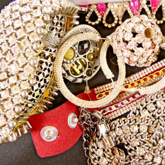 Vintage To MOD ALL RHINESTONE BLING Craft/Junk Jewelry 2.2 lbs Arts Crafts DIY