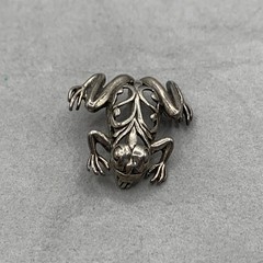 Vintage Jezlaine Sterling Silver Filigree Frog Brooch