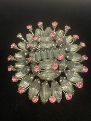 VTG Pale Green Navette Baguette Prong Set Brooch Pink Accents BUDDING FLOWER
