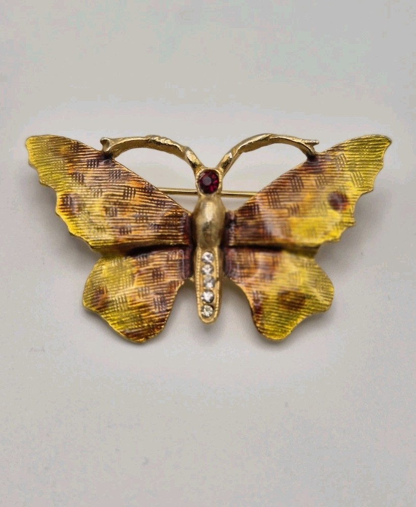 VINTAGE BROWN & YELLOW STAINED METAL CRYSTAL RHINESTONES BUTTERFLY BROOCH.