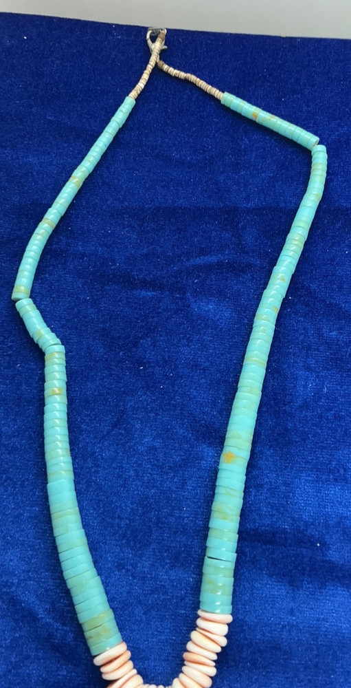 VINTAGE SOUTHWEST HE-SHE FAUX TURQUOISE AND SHELL NECKLACE