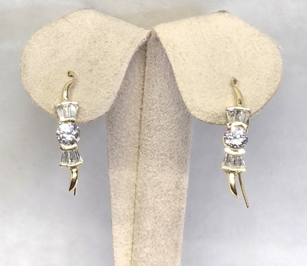 Solid 14kt Yellow Gold Simulated Diamond Ear Climber Earrings 3 grams Signed