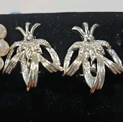 Stunning Lot Clip-On & Screwback Rhinestone Earrings High Quality 50s-60s
