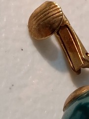 E110 Pretty Vintage Gold Tone & Aqua Metallic Round 5/8in Sphere ClipOn Earrings