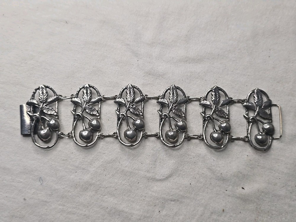 Antique Sterling Silver 925 Ornate Cherries Wide Panel Heavy Bracelet 7″ – 56g